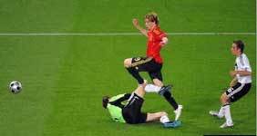 ユーロ、スペイン・フェルナンドトレスの決勝ゴール