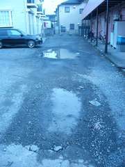 駐車場の水たまり
